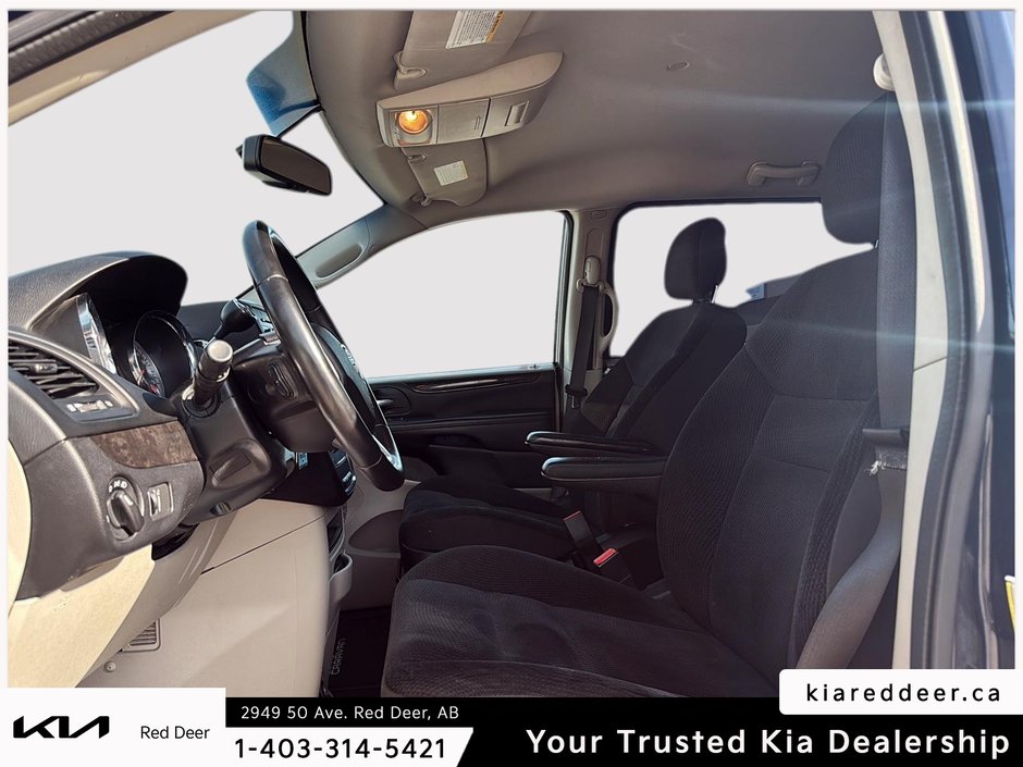 2017 Dodge Grand Caravan CVP/SXT-9