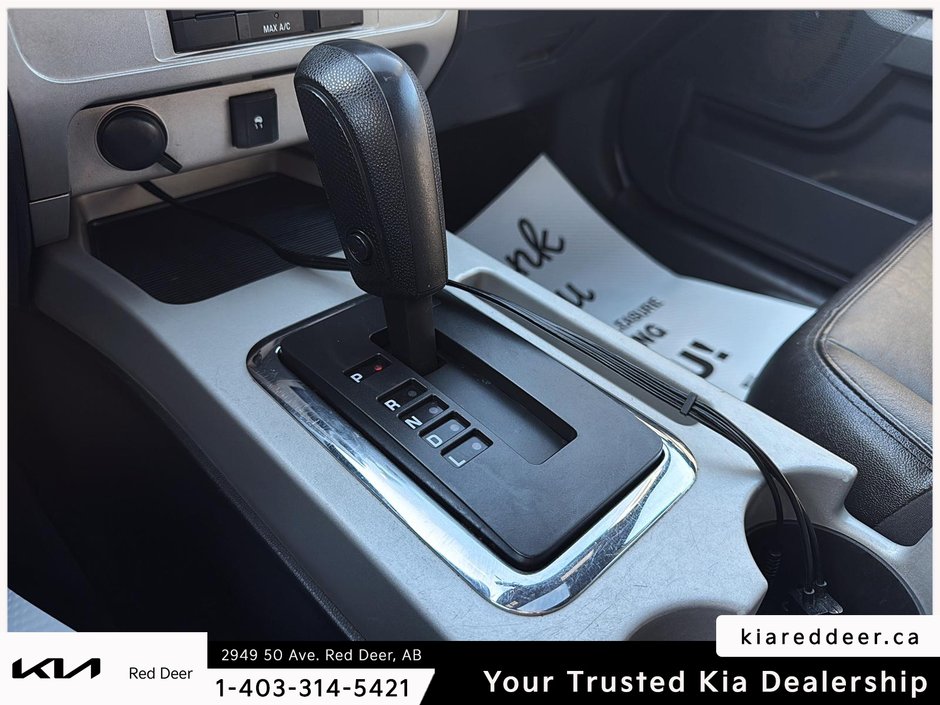 2010 Ford Escape XLT-13