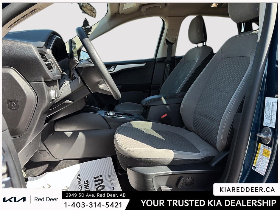 2020 Ford Escape SE-9
