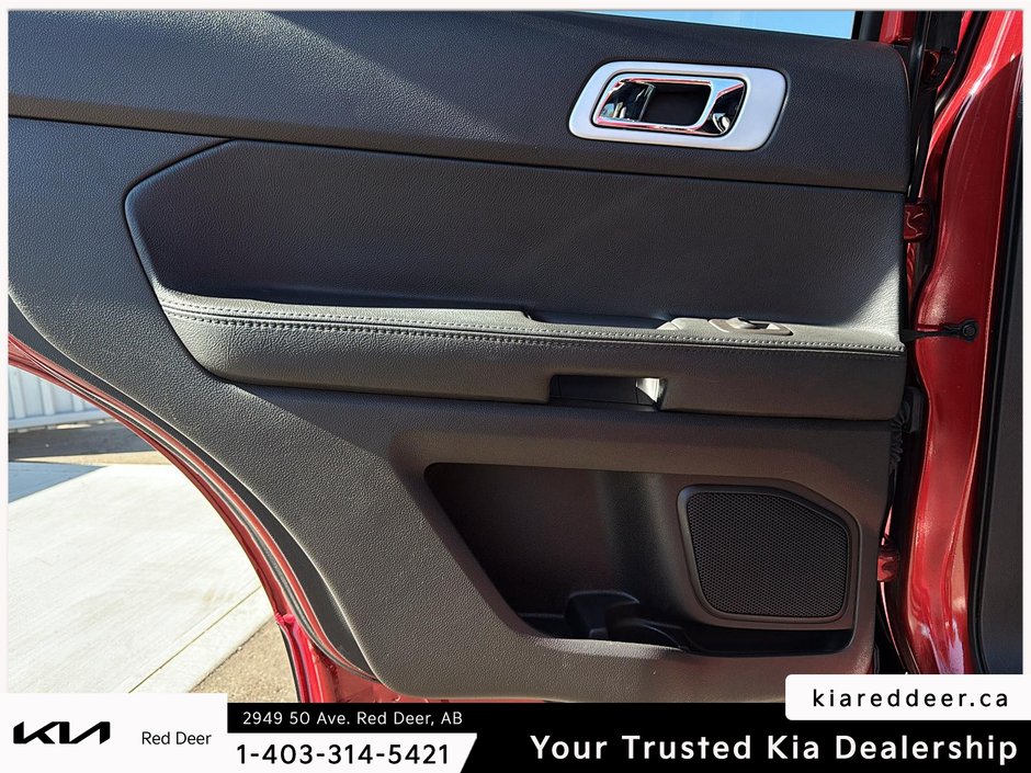 2015 Ford Explorer XLT-19