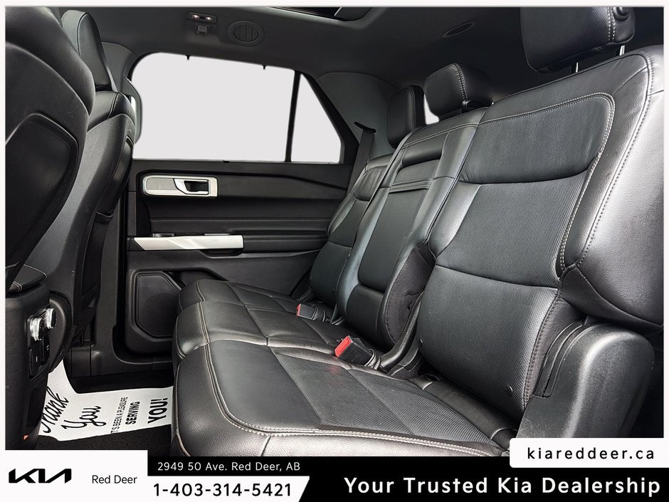 2020 Ford Explorer Limited-17
