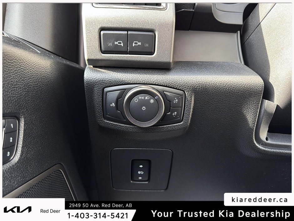 2017 Ford F-150 Raptor-16