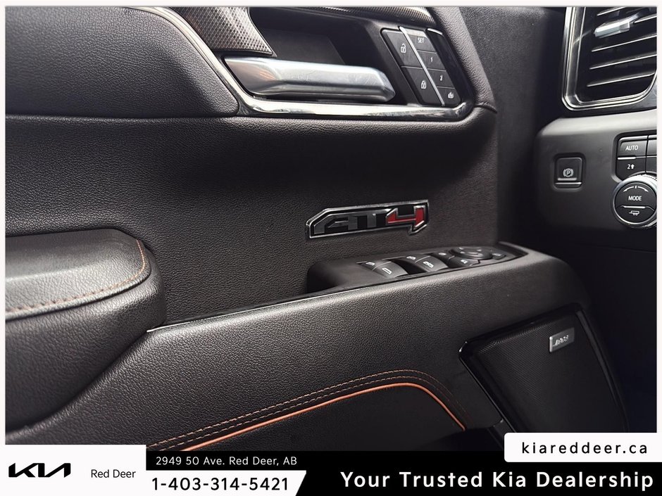 2023 GMC Sierra 1500 AT4-16