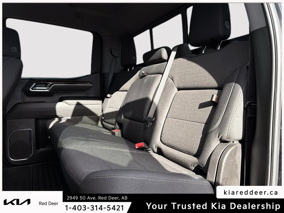 2025 GMC Sierra 1500 Elevation-18