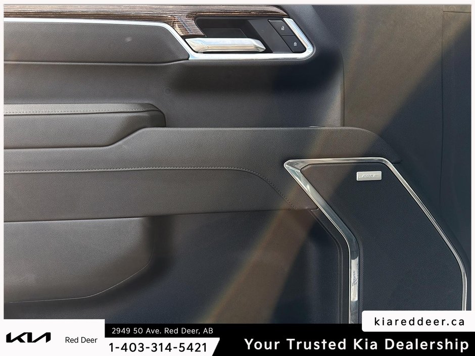 2025 GMC Sierra 1500 Elevation-17