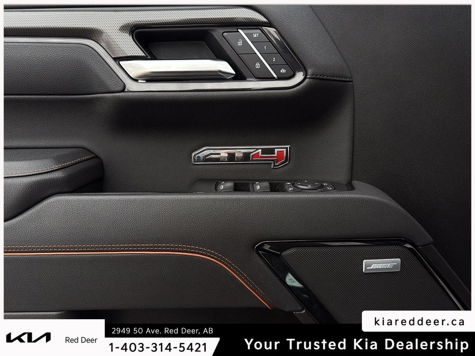 2025 GMC Sierra 1500 AT4-18