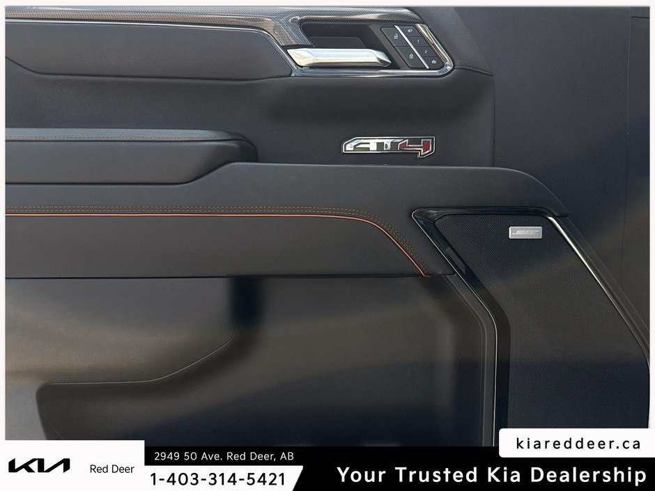 2025 GMC Sierra 1500 AT4-18