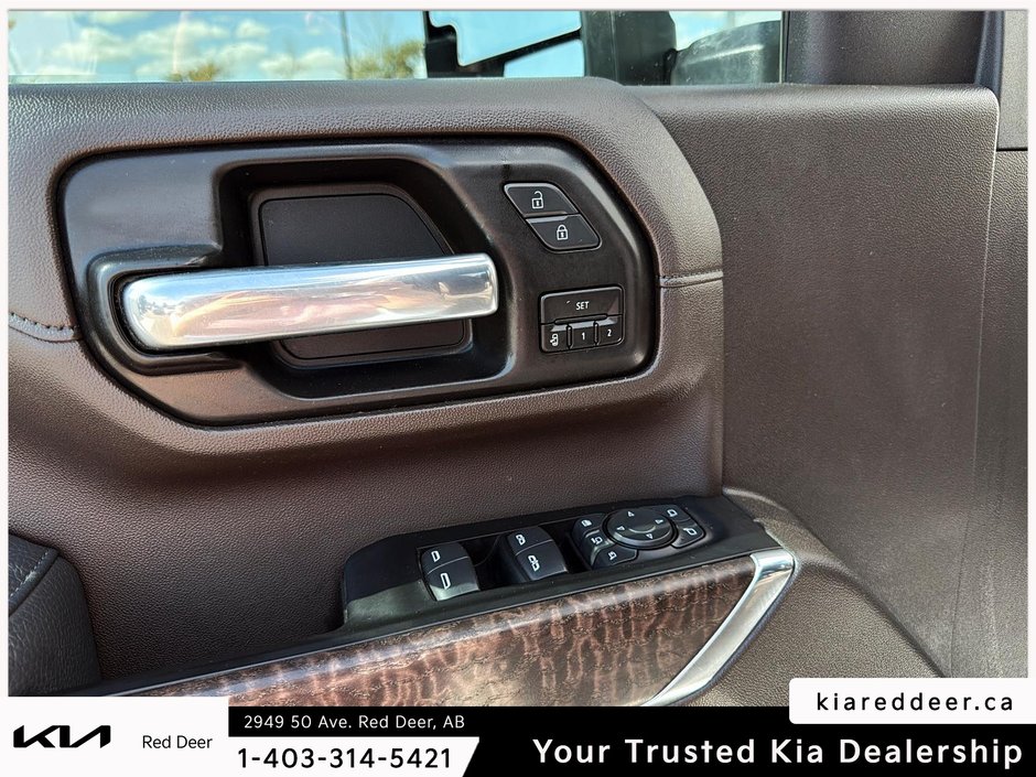 2023 GMC Sierra 2500HD Denali-17
