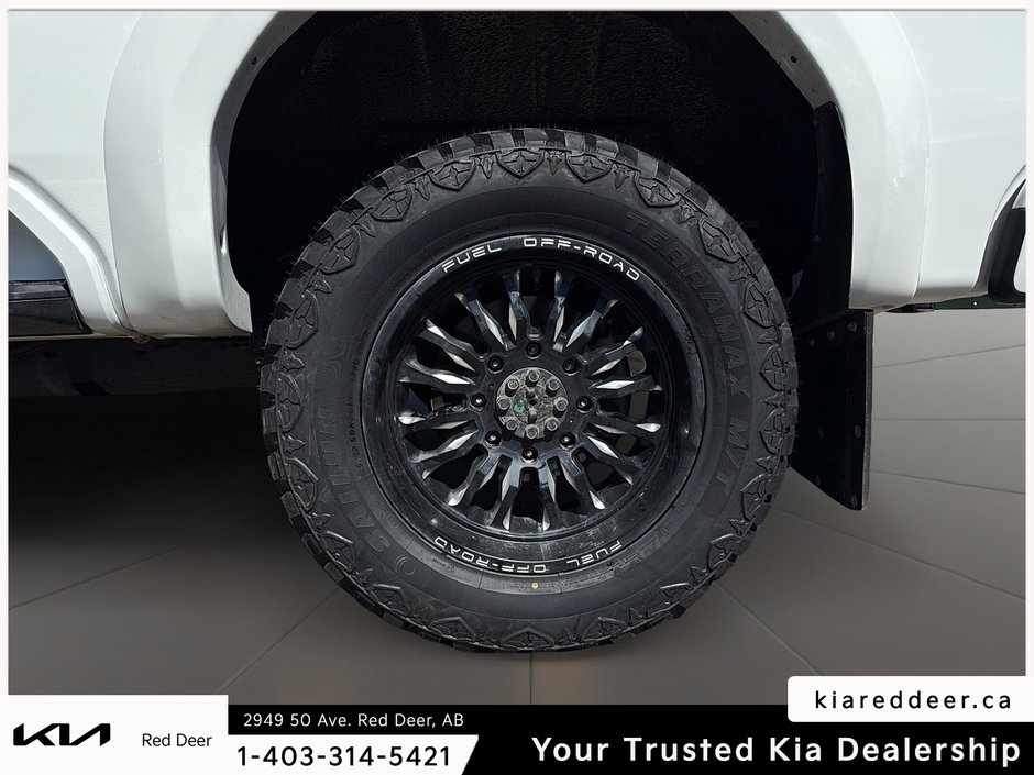 2023 GMC Sierra 2500HD Denali-8