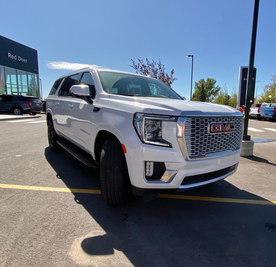 2023 GMC Yukon XL Denali-6