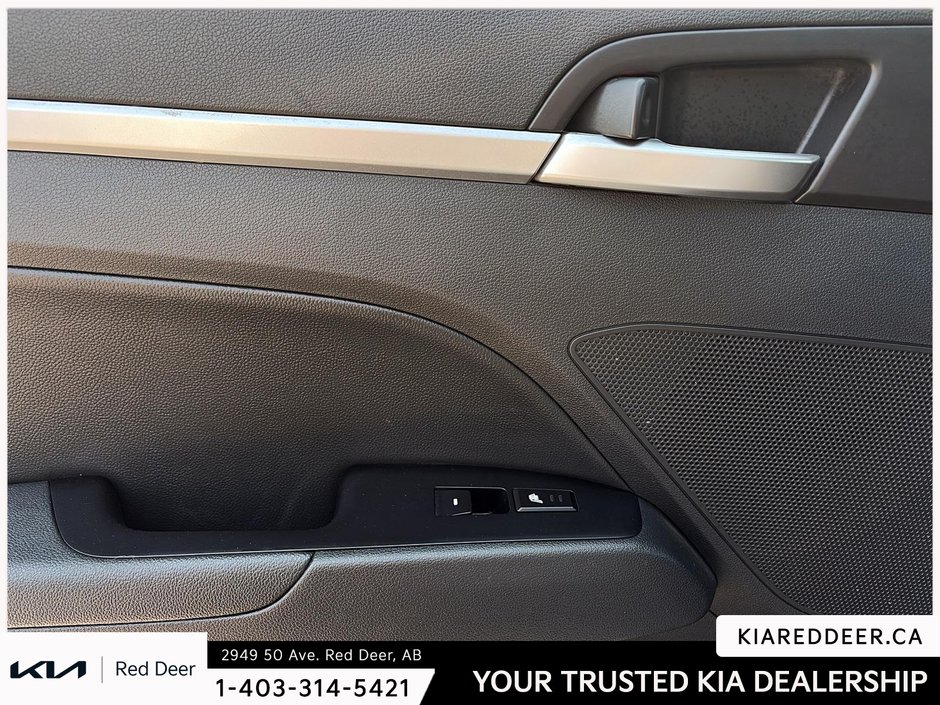 2019 Hyundai Elantra Ultimate-19