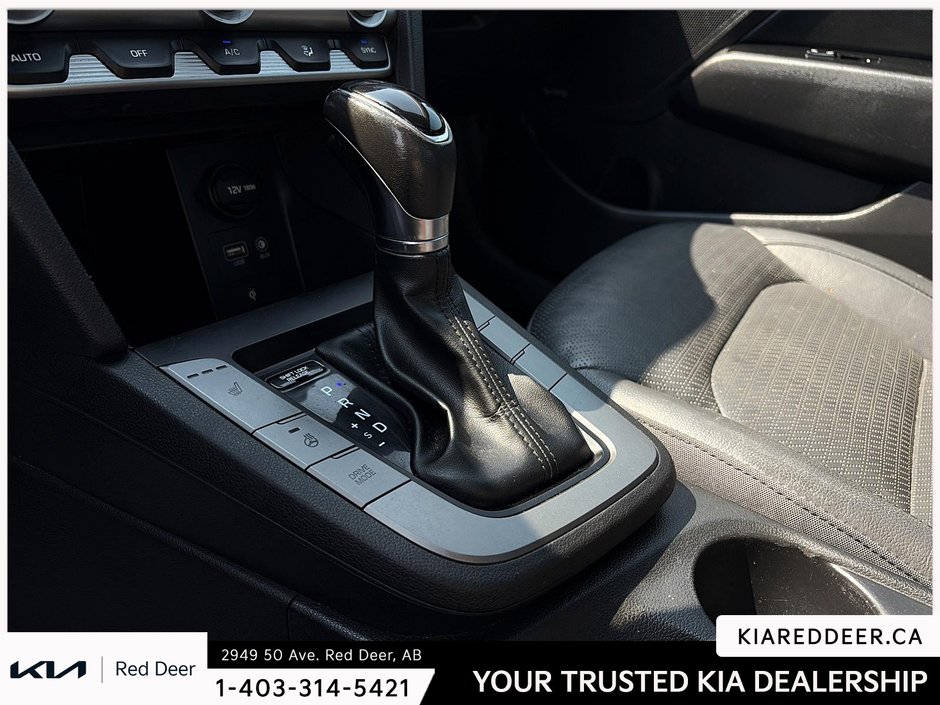 2019 Hyundai Elantra Ultimate-15