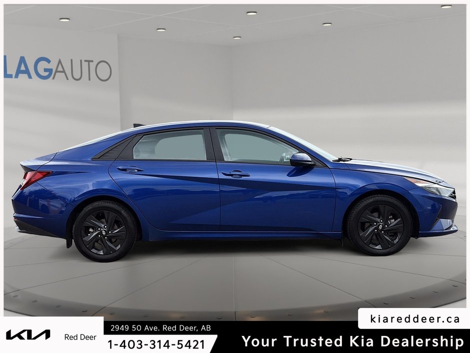 2023 Hyundai Elantra Preferred-5