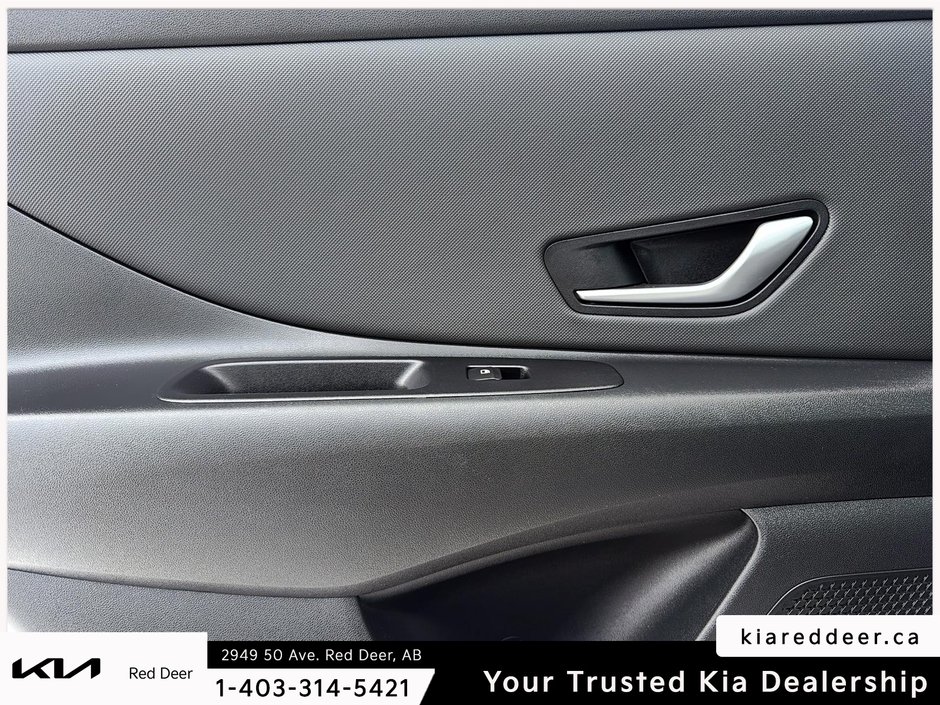 2024 Hyundai Elantra Preferred Tech Package-19