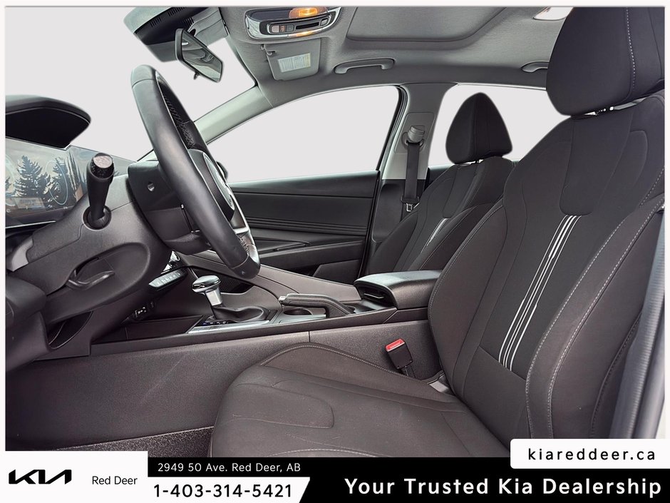 2024 Hyundai Elantra Preferred Tech Package-9