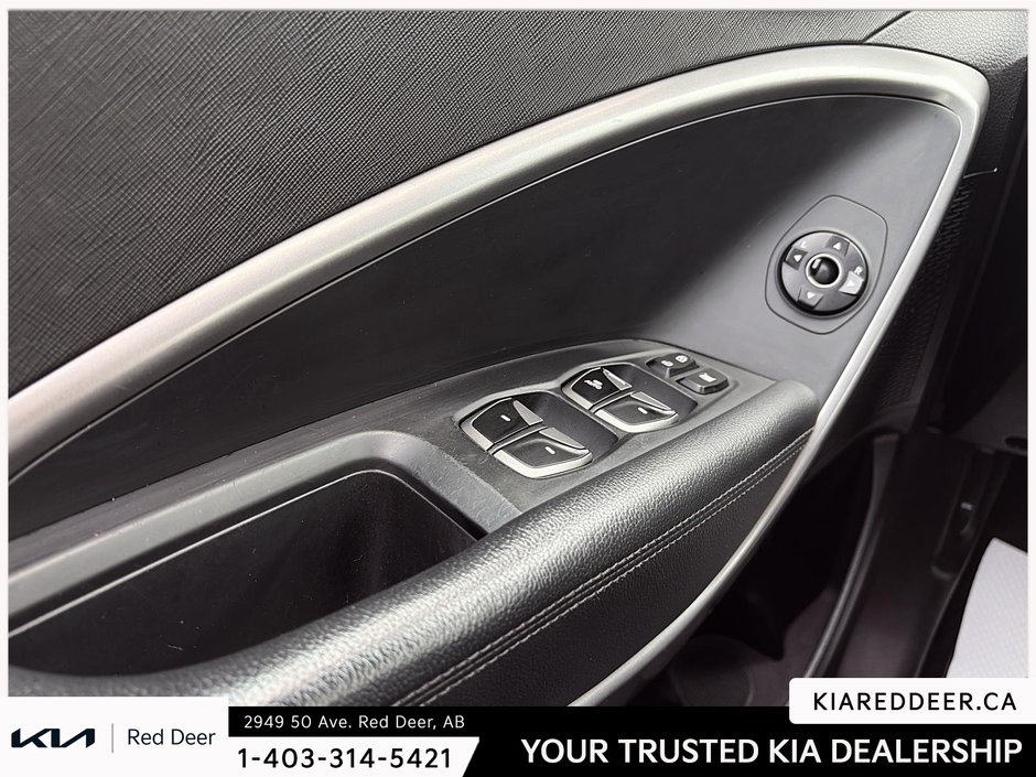2013 Hyundai Santa Fe XL Luxury-16