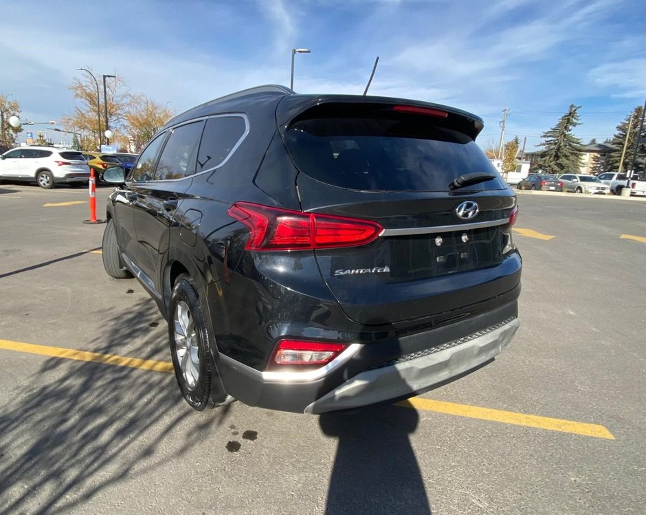 2020 Hyundai Santa Fe Essential-2