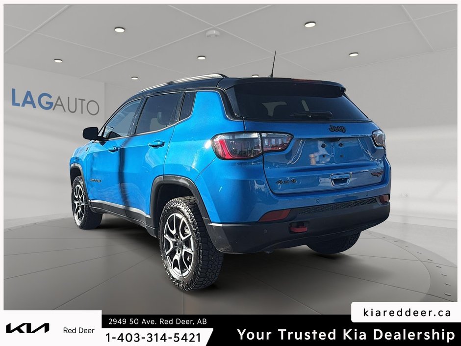 2024 Jeep Compass Trailhawk-2
