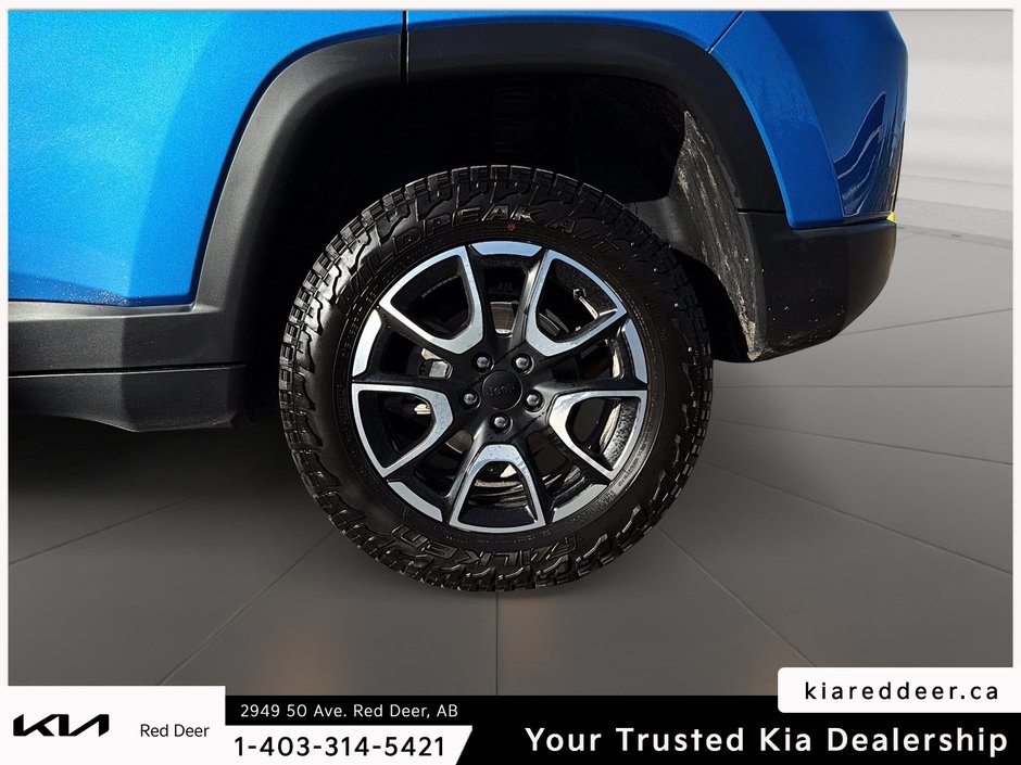 2024 Jeep Compass Trailhawk-8