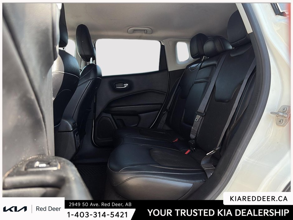 2017 Jeep Compass North-18