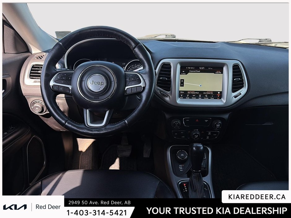 2017 Jeep Compass North-19