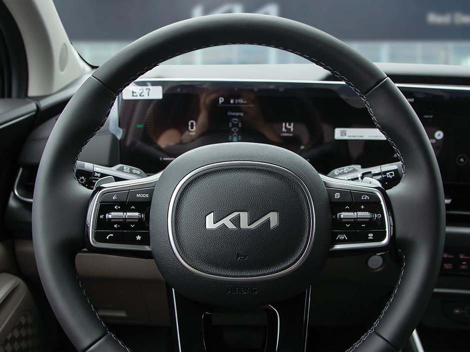 2026 Kia Carnival HEV LX+ Power Sliding Doors | Power Liftgate | Kia Connect | Heated Seats | Heated Wheel | Push Start