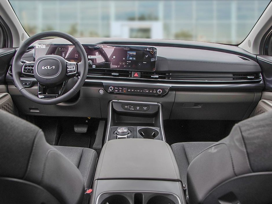 2026 Kia Carnival HEV LX+ Power Sliding Doors | Power Liftgate | Kia Connect | Heated Seats | Heated Wheel | Push Start
