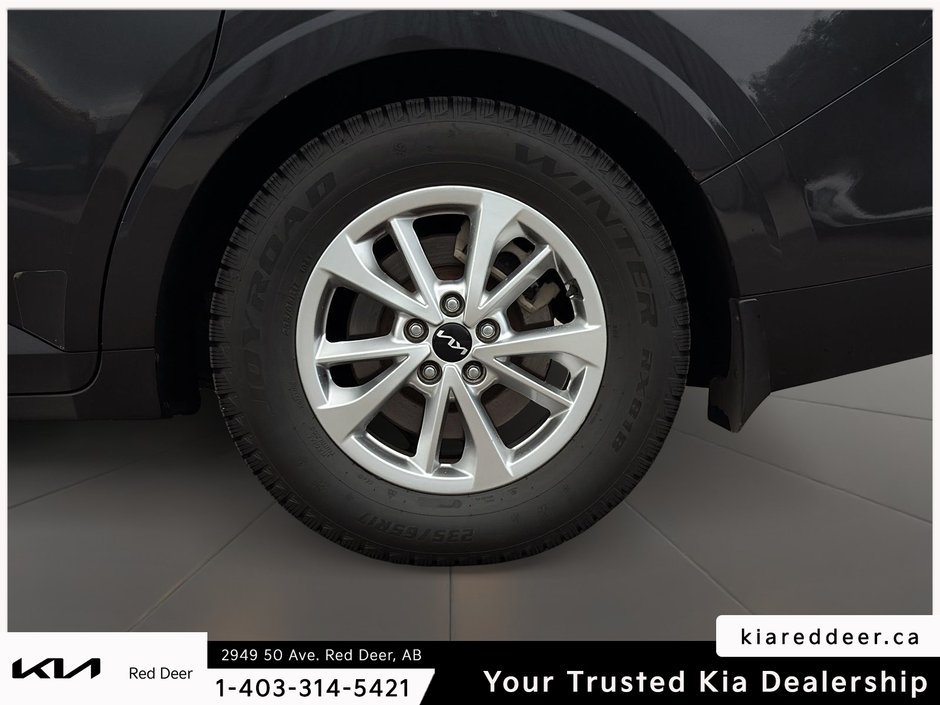 2023 Kia Carnival LX+-8