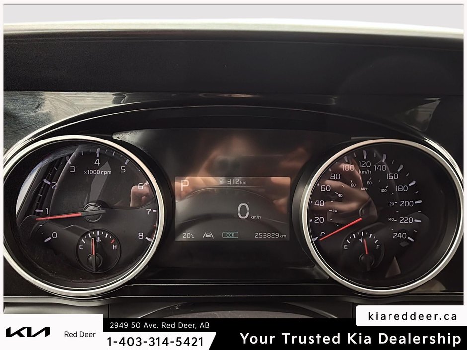 2023 Kia Carnival LX+-11