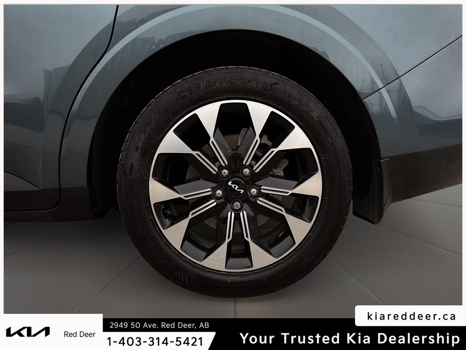 2024 Kia Carnival EX-8