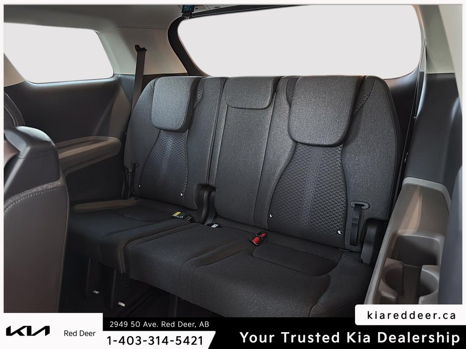 2025 Kia Carnival LX-20