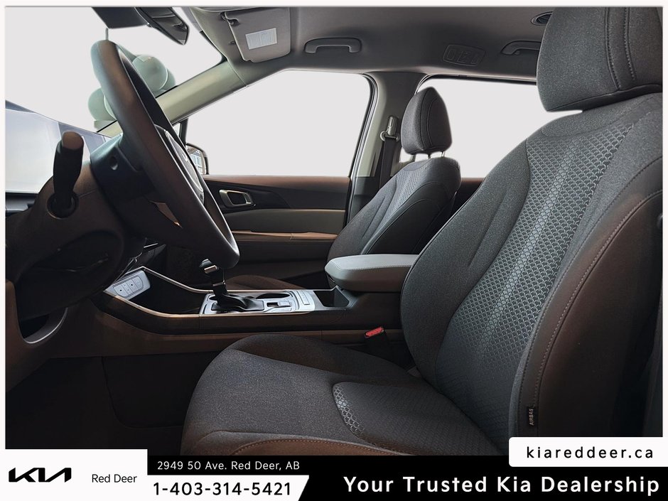 2025 Kia Carnival LX-9