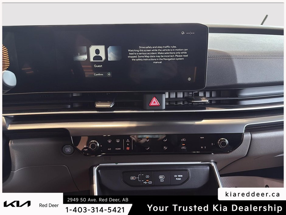 2025 Kia Carnival LX-12