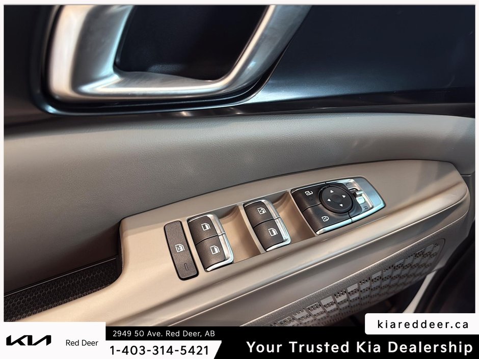 2025 Kia Carnival LX-17