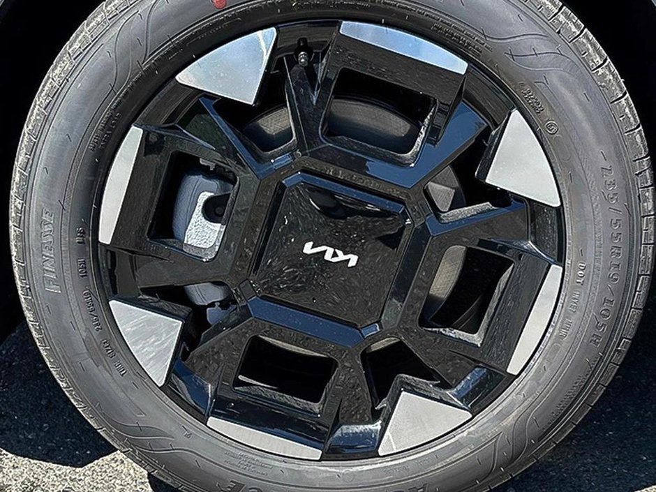 2026 Kia Carnival EX-6