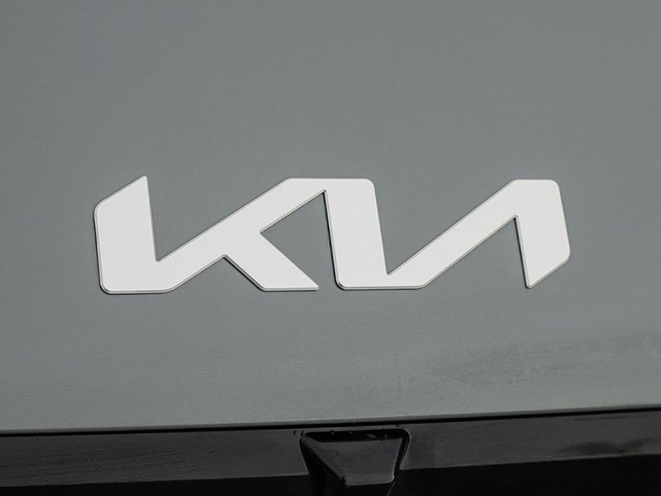 2026 Kia EV4 GT-Line Limited-8