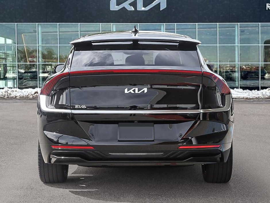 2025 Kia EV6 Land AWD w/ Premium Pkg-4