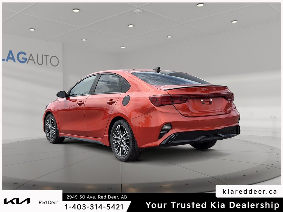 2022 Kia Forte GT-Line-2
