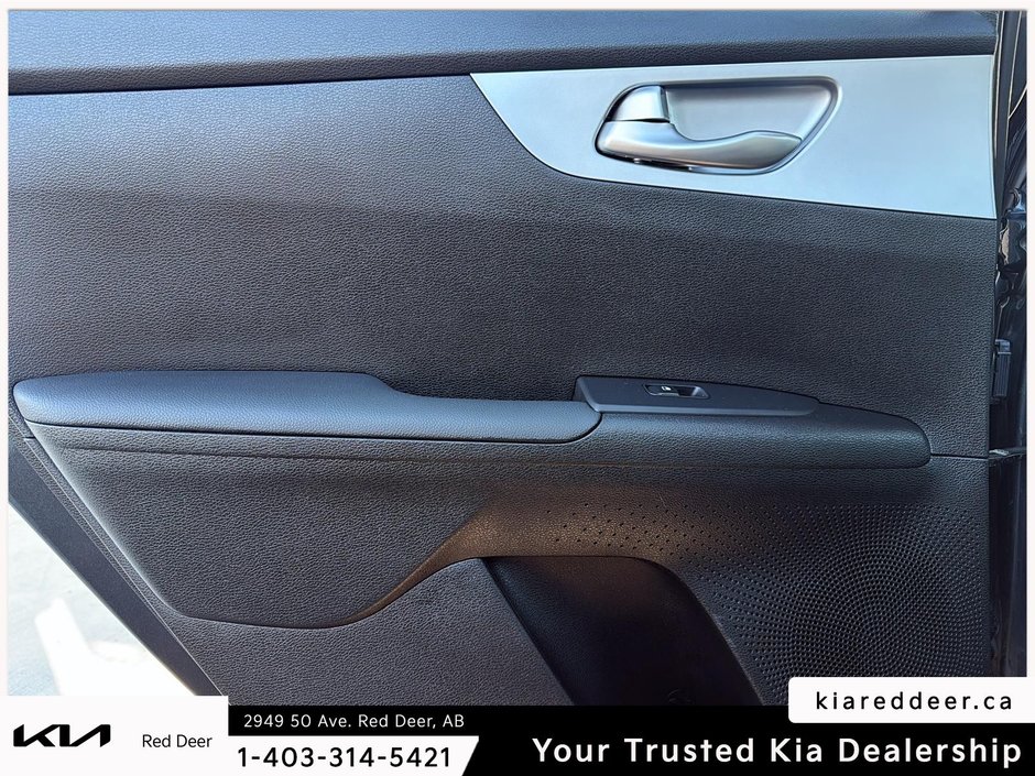 2023 Kia Forte LX-19