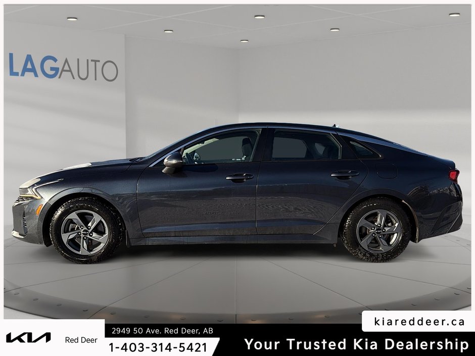 2022 Kia K5 LX-1