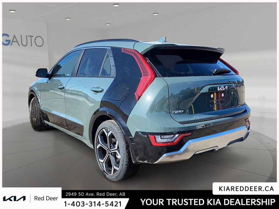 2025 Kia Niro HEV SX w/ Gloss Black-2