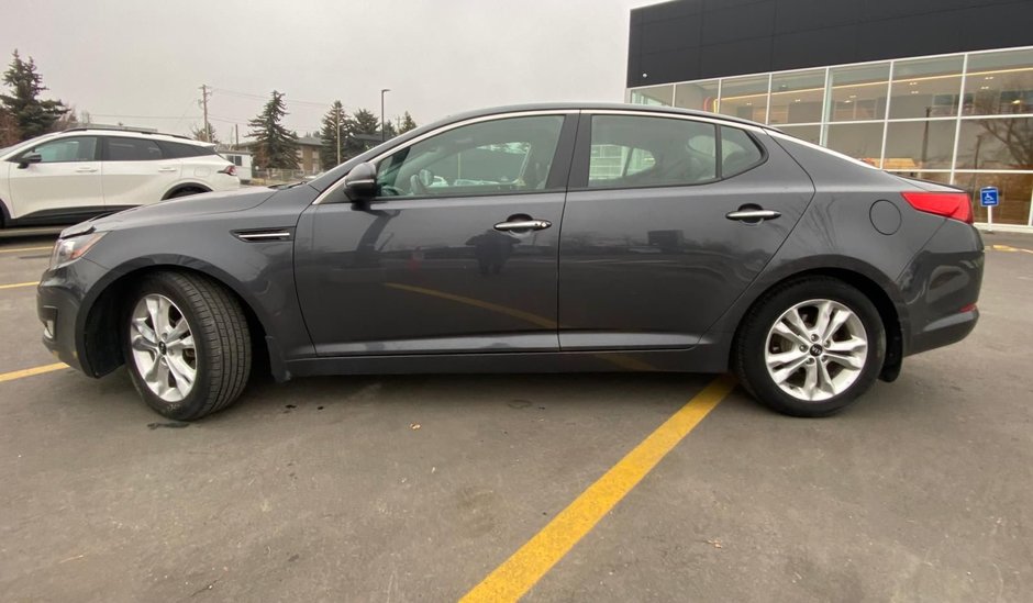 2012 Kia Optima EX-1