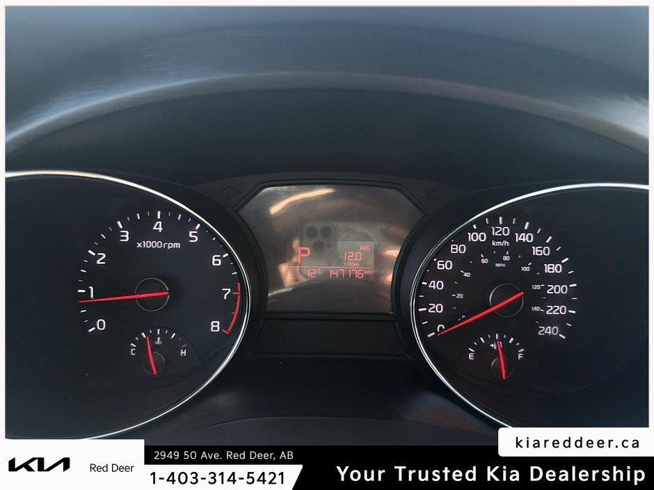 2016 Kia Sedona LX-11