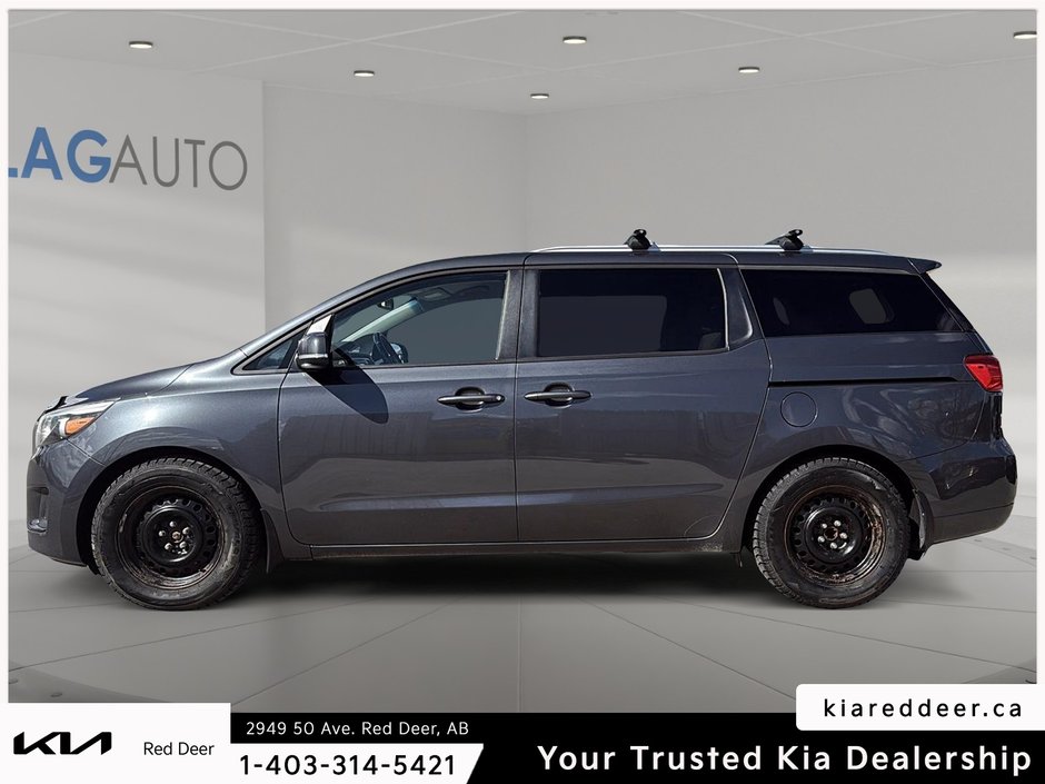 2016 Kia Sedona LX-1
