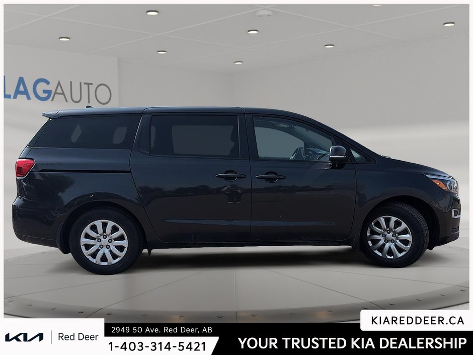 2019 Kia Sedona L-5