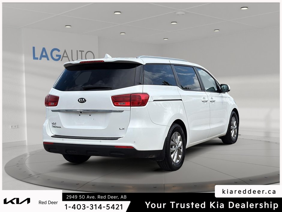 2020 Kia Sedona LX-4