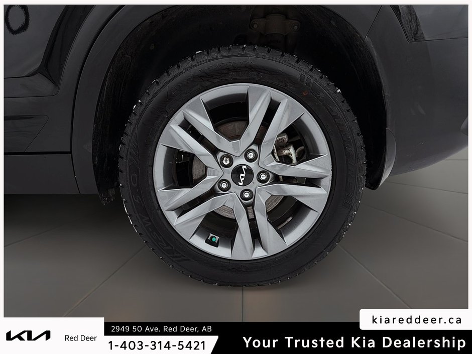 2023 Kia Seltos EX-8