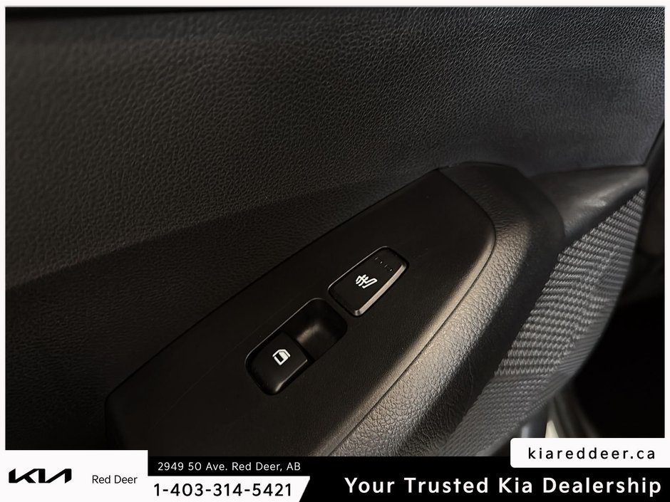 2025 Kia Seltos EX Premium-19