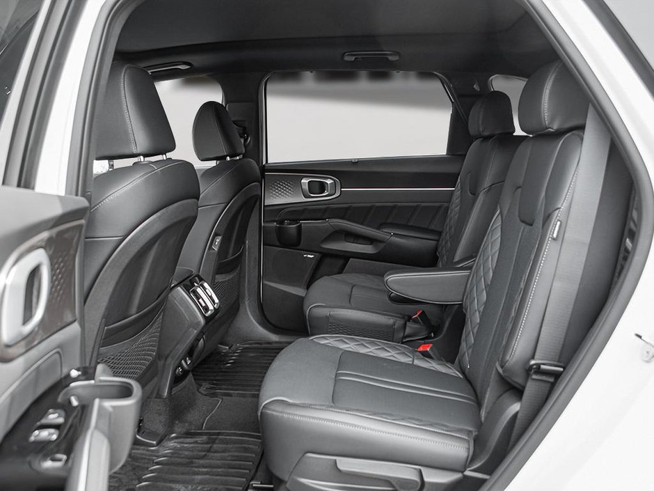 2026 Kia Sorento HEV SX AWD Surround View Monitor | Panoramic Sunroof | Digital Rearview Mirror | Heated & Cooled Seats