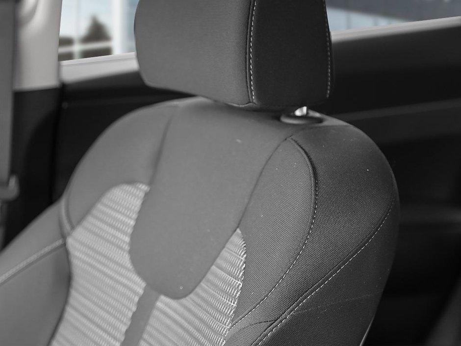 2026 Kia Sorento HEV LX AWD-19